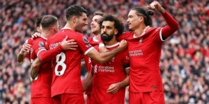 Liverpool chi 40 triệu bảng gia cố hàng tiền vệ